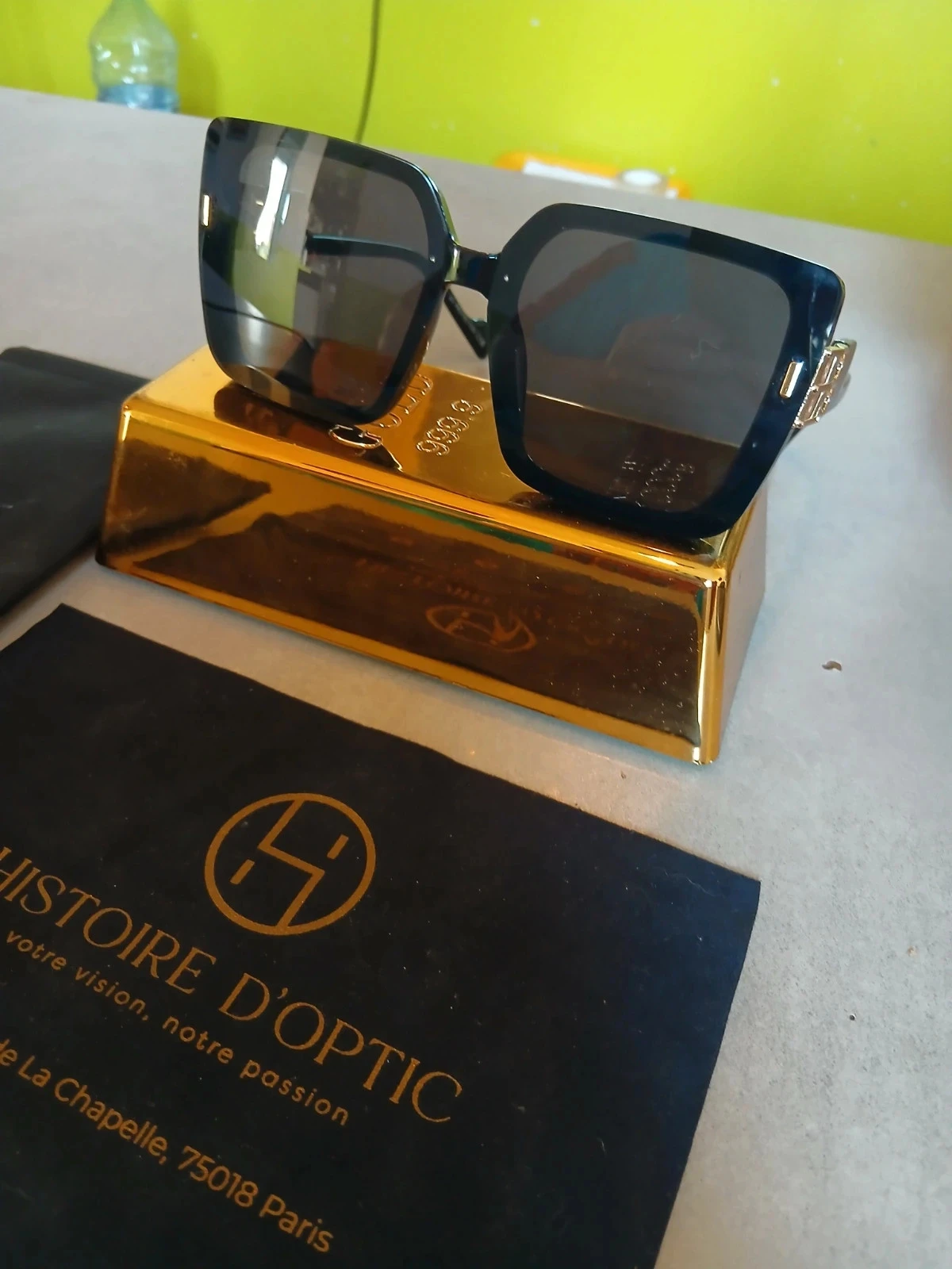 Lunettes de Soleil Oversize Noires & Or - Style Chic - Verres Cat. 3